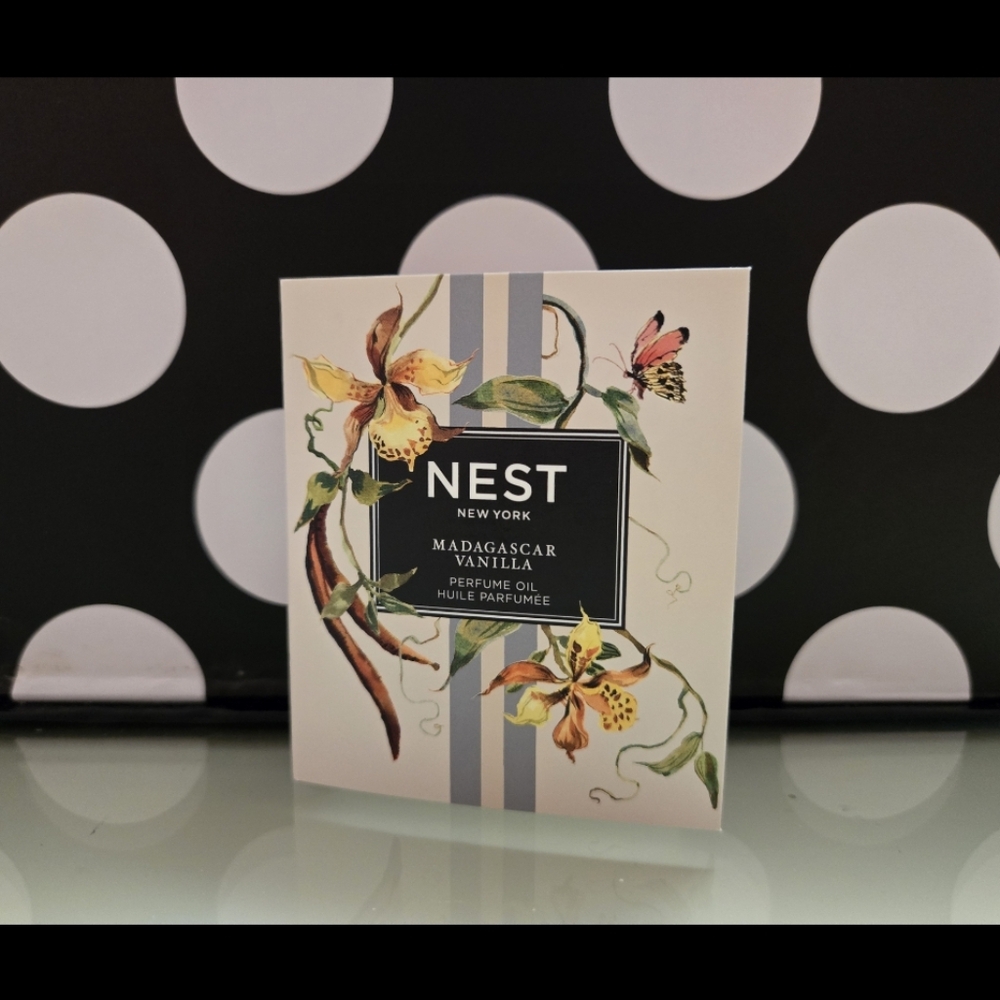 5/$25 ✨️Nest Madagascar Vanilla SAMPLE✨️